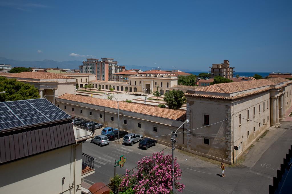 B&B Il Quadrato Marina di Schiavonea Luaran gambar