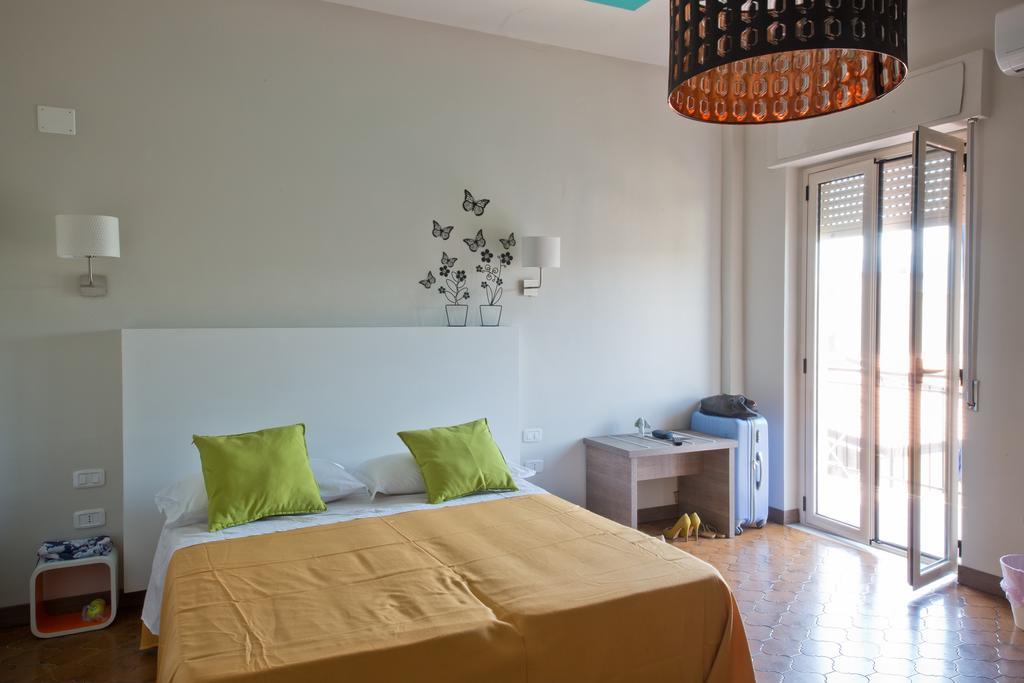 B&B Il Quadrato Marina di Schiavonea Luaran gambar